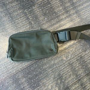 Lululemon Green Nylon Belt Bag with Buckle Closure